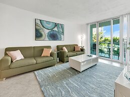Beautiful Apartment in Hollywood Beach
