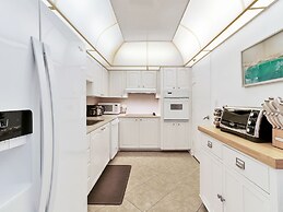 Beautiful Apartment in Hollywood Beach