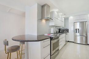 Beautiful Apartment in Hollywood Beach