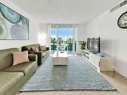 Beautiful Apartment in Hollywood Beach