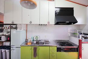 Terrace House Tsubokawa