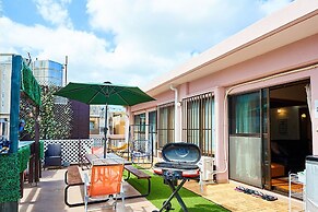 Terrace House Tsubokawa