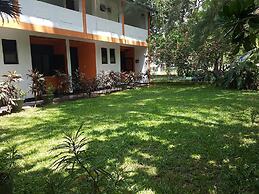 Wood Side Tour Inn