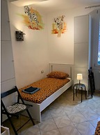 Verdi Plaza - Hostel