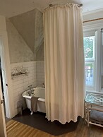 La Maison de Ville - bed & bistro