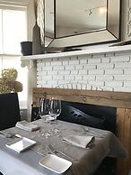 La Maison de Ville - bed & bistro