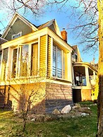 La Maison de Ville - bed & bistro