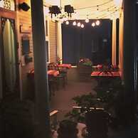 La Maison de Ville - bed & bistro