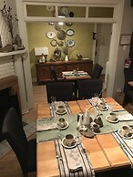 La Maison de Ville - bed & bistro