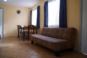 Kalgan River Chalets and Caravan Park