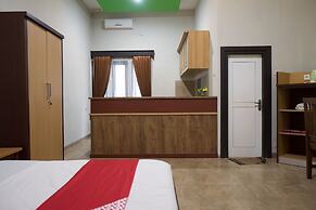 OYO 1283 Guest House Loemajan
