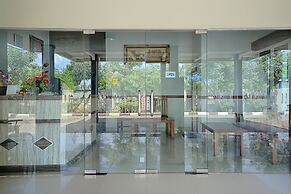 OYO 1283 Guest House Loemajan