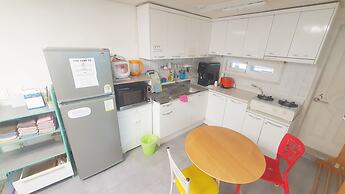 Seoul Holiday Guesthouse - Hostel