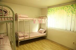 Seoul Holiday Guesthouse - Hostel