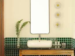 Peking Yard Boutique Hotel