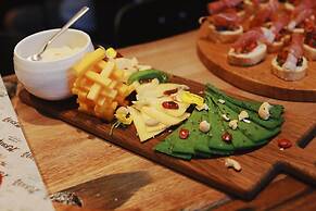 Peking Yard Boutique Hotel