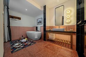 Peking Yard Boutique Hotel