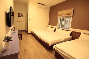 Home Sweet Beach Hotel