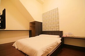 Home Sweet Beach Hotel