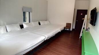 Home Sweet Beach Hotel