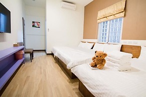 Home Sweet Beach Hotel