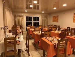 Hotel Maea Hare Repa