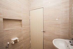 OYO 1052 Sentosa Jaya Guest House Syariah