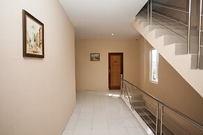 OYO 1052 Sentosa Jaya Guest House Syariah