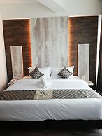 Rest and Comfort Boutique Hotel