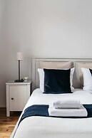 Square Apartment - LoftAffair