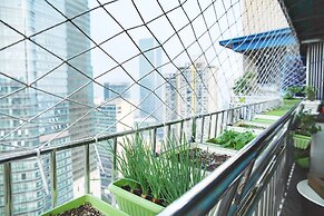 Only Cafe and Backpacker