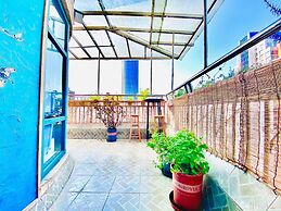 Only Cafe and Backpacker