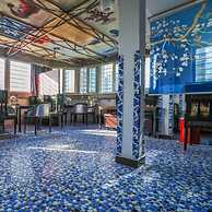 Only Cafe and Backpacker