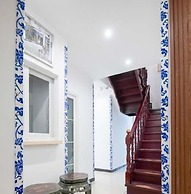 Only Cafe and Backpacker