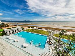 Veranda Beachfront Residence Pattaya