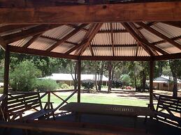 Travellers Rest Motel