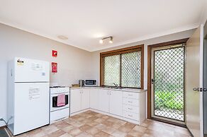 Travellers Rest Motel