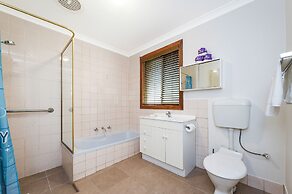Travellers Rest Motel