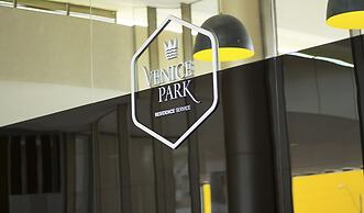 Venice Park Hplus Long Stay