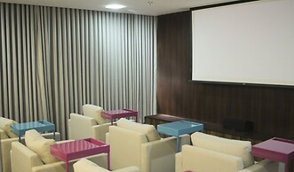 Venice Park Hplus Long Stay