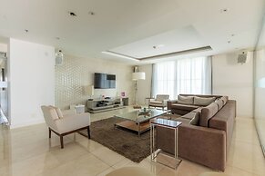 Biarritz Hplus Long Stay
