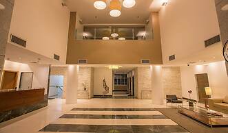 Biarritz Hplus Long Stay