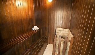 Biarritz Hplus Long Stay