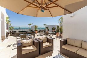 Biarritz Hplus Long Stay