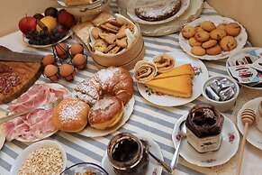 Tra i Campi Di Papaveri