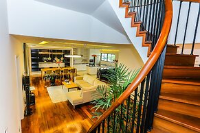 Ficus Suites Apartment