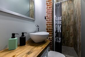 RentalSPb on Makarova embankment