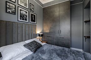 RentalSPb on Griboedova embankment