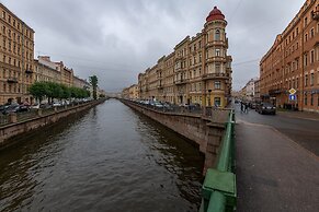 RentalSPb on Griboedova embankment
