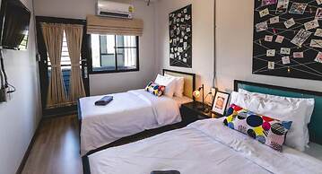 Post Factory Bed & Breakfast Sathorn Hostel - Adults Only